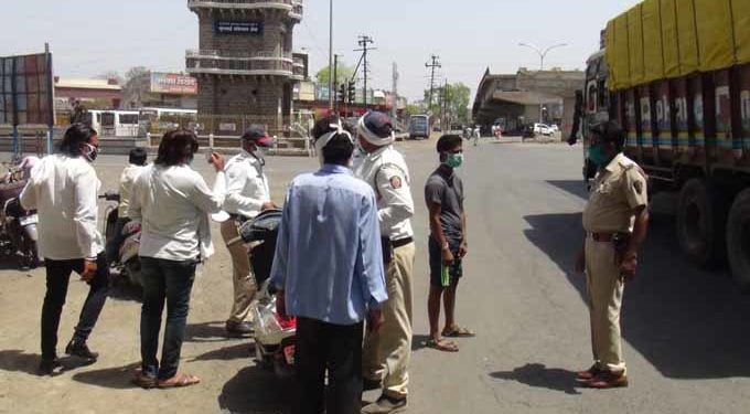 akola traffic police