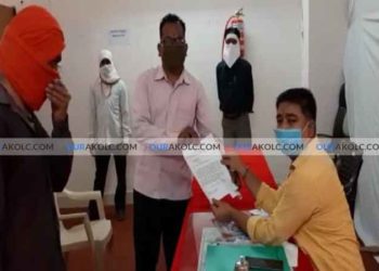 सलूनची दुकाने सुरु करा अथवा आर्थिक पॅकेज जाहीर करा,नाभिक समाजाचे मुख्यमंत्र्यांकडे निवेदनाद्वारे मागणी