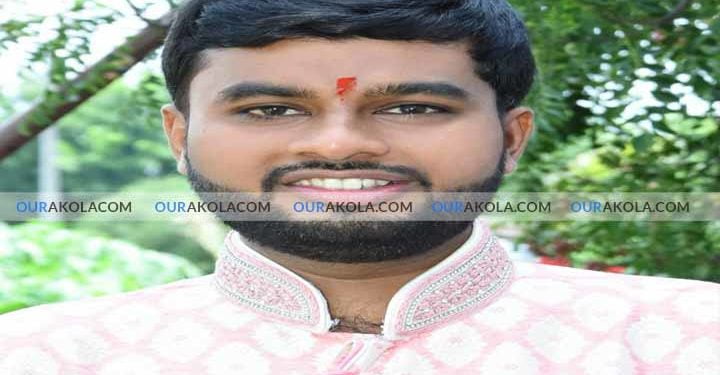 निनाद मानकर