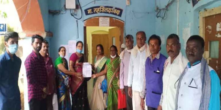 आर्थिक मदत