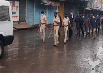 रुट मार्च