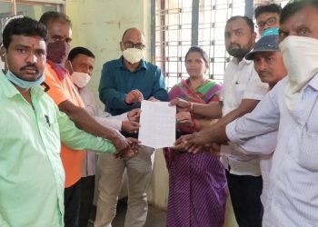 तेल्हारा येथील संत रोहिदास समाज सभागृह येथील संत शिरोमणी रोहिदास महाराज यांच्या मूर्तीची विटंबना!चर्मकार समाज बांधव आक्रमक