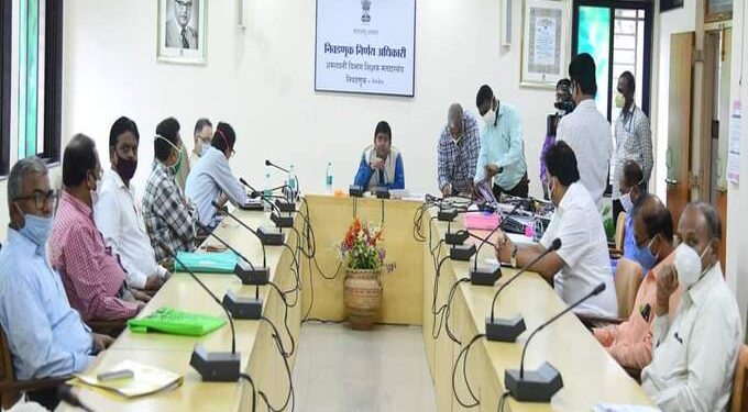 अमरावती शिक्षक मतदारसंघाच्या निवडणुकीसाठी 28 जणांचे अर्ज वैध,उमेदवारांकडून एकूण 65 अर्ज दाखल