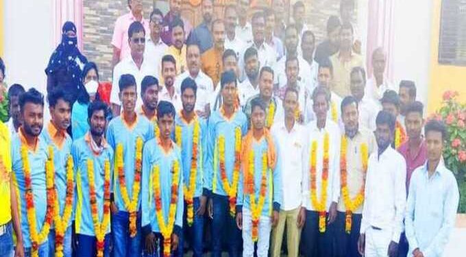 आदिवासी, बंजारा युवकांचा वंचित मध्ये मोठ्या संख्येने पक्ष प्रवेश