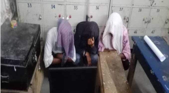 विशेष पथकाच्या अवैध धंद्यावर तालुक्यात धाडी;पातूर पोलीस कुंभकरणी झोपीत