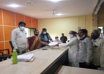 नगर विकास आराखडा रद्द करा, तेल्हारा नियोजन समितीला निवेदन