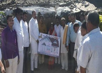 आ.रणधीरभाऊ सावरकर यांचे हस्ते घरकुलांचे भूभिपूजन संपन्न