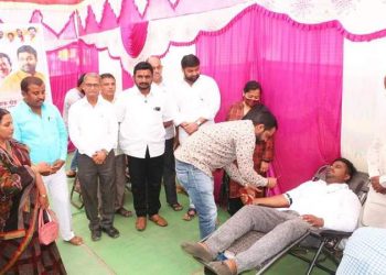 अकोला महानगर राष्ट्रवादी युवक काँग्रेस द्वारा रक्तदान शिबिर संपन्न