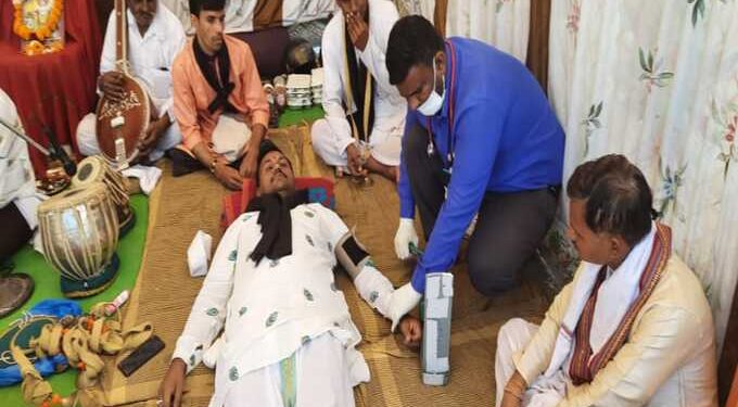 जिल्हाधिकारी कार्यालयासमोर सुरू असलेल्या उपोषणात शेटे महाराजांची प्रकृती खालावली!