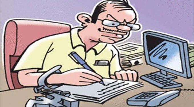 राज्यातील सर्व तलाठी दप्तर ऑनलाईन होणार; महसूल विभागाचा निर्णय