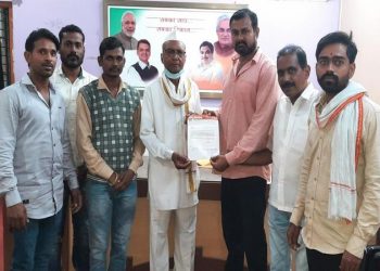 छत्रपती शिवाजी महाराज उद्यान अकोट चे सौंदर्यीकरण व्हावे या मागणीसाठी नगरसेवक मनीष कराळे यांचे शिवप्रेमीसह नगरपरिषदेला निवेदन