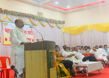 आणीबाणीतील बंद्यांना सहा महिन्यांचे थकीत पेन्शन देण्याचा न्यायालयाचा आदेश