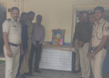 तेल्हारा पोलीस स्टेशनमध्ये क्रांतीज्योती सावित्रीबाई फुले यांच्या जयंतीनिमित्त अभिवादन