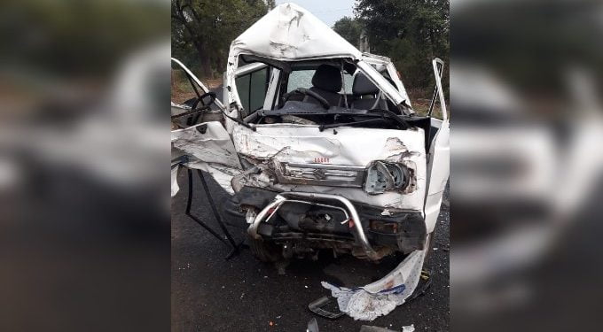 मारुती ओमनी व ट्रक चा भीषण अपघात ; 1 ठार, एक गंभीर
