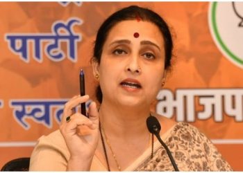 बेहिशेबी मालमत्ता प्रकरण : भाजप नेत्या चित्रा वाघ यांचे पती किशोर वाघ यांच्याविरोधात एसीबीकडून गुन्हा दाखल