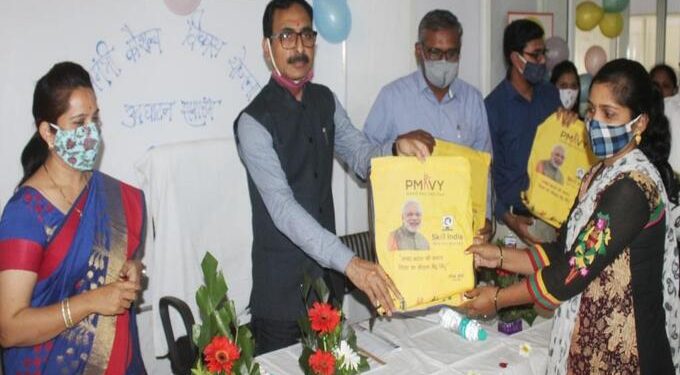 अकोला- प्रधानमंत्री कौशल्य विकास योजना प्रशिक्षण केंद्राचा शुभारंभ