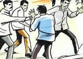 рд╣рд┐рд╡рд░рдЦреЗрдб : рд░реЗрддреАрдорд╛рдлрд┐рдпрд╛рдВрдЪреА рддрд▓рд╛рдареНрдпрд╛рдВрдирд╛ рдорд╛рд░рд╣рд╛рдг