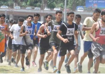 पातूर शहरात बेरोजगार युवक युवतींसाठी मैदानी, व लेखी सराव प्रशिक्षणाचे आयोजन,द प्रोफेशनल करिअर अकॅडमीचा उपक्रम