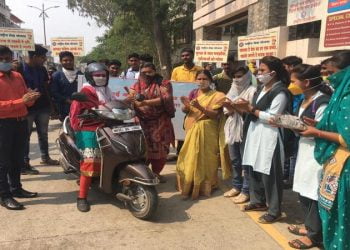 सीताबाई कला वाणिज्य व विज्ञान महाविद्यालयात राष्ट्रीय सेवा योजनेअंतर्गत “रस्ता सुरक्षा जनजागृती” उपक्रम संपन्न