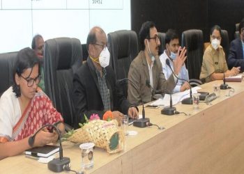 कोविड प्रतिबंधात्मक उपाययोजनांची काटेकोर अंमलबजावणी करा- जिल्हाधिकारी जितेंद्र पापळकर