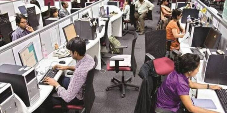 New Labour Act ! कर्मचार्‍यांना आठवड्यातून 3 दिवस सुट्टी मिळणार ?