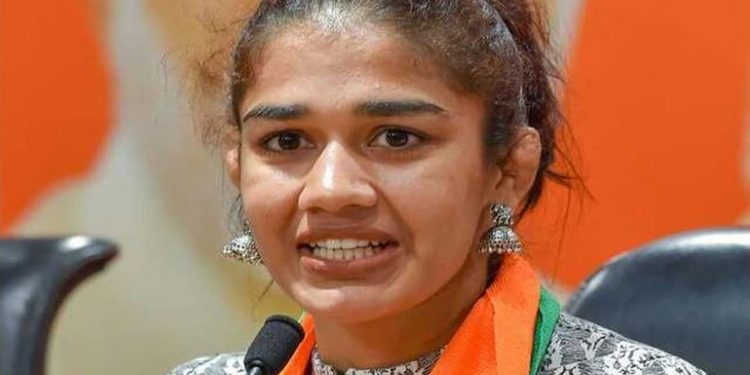 गीता-बबिता फोगाटची मामे बहीण रितिका फोगाट ने केली आत्महत्या