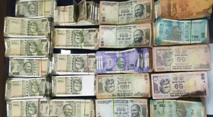 लुटमारीचा बनाव अन फिर्यादीच निघाला लुटारू,काही तासात लावला पोलिसांनी छडा