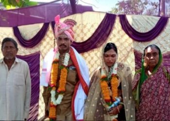 सासू-सासऱ्यांनी केले आपल्या सुनेचं कन्यादान, कन्यादान करुन केला एक आदर्श निर्माण