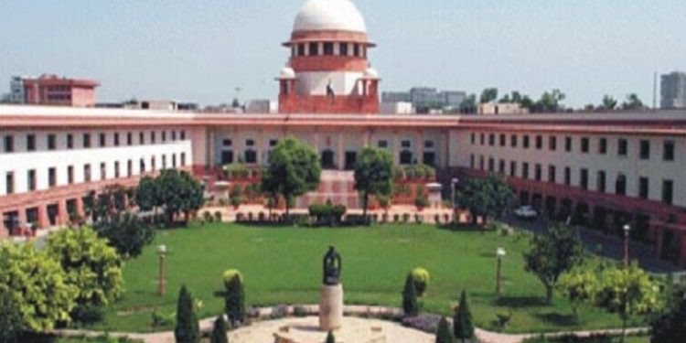 Supreme Court: जिल्हा परिषद आणि पंचायत समिती निवडणुकीतील एकूण आरक्षण 50 टक्‍क्‍यांवर जायला नको