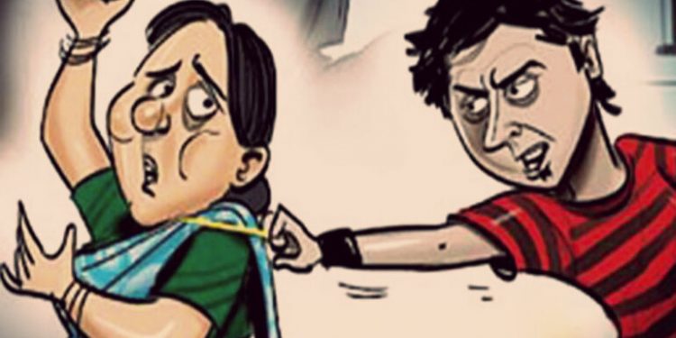 शकुंतलाबाईला तब्बल २२ वर्षांनी मिळालं चोरी गेलेलं अडीच ग्रामचं सोन्याचं मंगळसूत्र