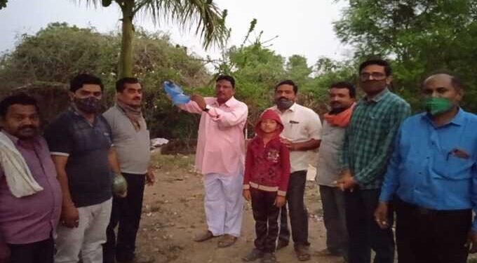 आदर्श पत्रकार संघाचे जनतेच्या सेवेत पदार्पण,मूक पक्षांसाठी जागोजागी पाणीपात्रांची व्यवस्था करून केली कार्याची सुरुवात