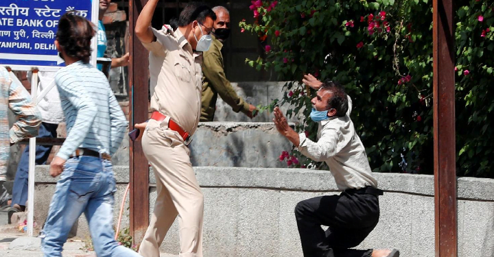 सांगली; लॉकडाऊनच्या भीतीपोटी
