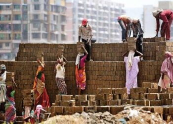 इमारत बांधकाम कामगारांना नोंदणी शुल्क जमा करण्याचे आवाहन