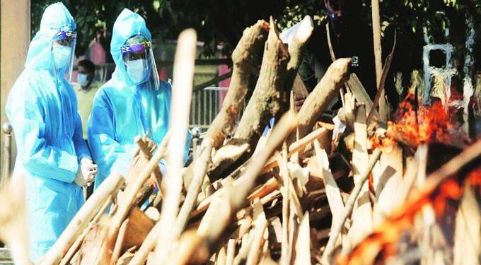 कोविड रुग्ण घरीच मृत्यू पावल्यास कुटुंबावरच राहील जबाबदारी… जाणून घ्या काय आहे नवा नियम…