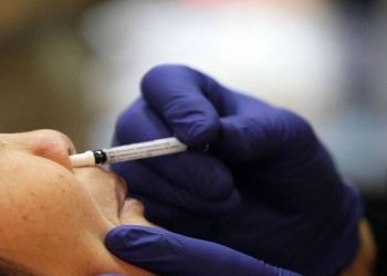 भारत बायोटेक कंपनीला नाकातून देता येणारी करोना लसीच्या चाचण्यांना परवानगी