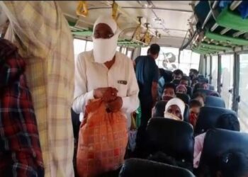 рдЕрдХреЛрд▓рд╛ рддреЗ рдЕрдХреЛрдЯ рдЪрд╛рд▓рдгрд╛рд▒реНрдпрд╛ рдЦрд╛рд╕рдЧреА рд╡рд╛рд╣рдирд╛рддреВрди рдЕрд╡реИрдз рдкреНрд░рд╡рд╛рд╕реА рд╡рд╛рд╣рддреВрдХ рдЬреЛрдорд╛рдд,рдЬрд┐рд▓реНрд╣рд╛рдзрд┐рдХрд╛рд░реА рдпрд╛рдВрдЪреНрдпрд╛ рдирд┐рдпрдорд╛рдЪреА рдкрд╛рдпрдорд▓реНрд▓реА