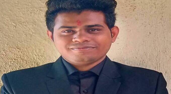 यूपीएससी उत्तीर्ण कोरोना बाधित देवानंद वर हैदराबाद येथे उपचार सुरू,जगभरातून मित्रांनी केली एक करोड रुपयांची मदत