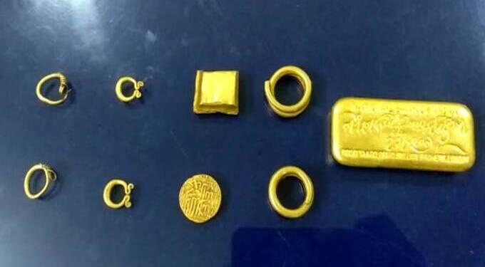 वर्ध्यात डबीत सापडला मुघलकालीन खजिना; घरात खोदकामावेळी सापडलं नाण्यांसह 4 किलो सोनं