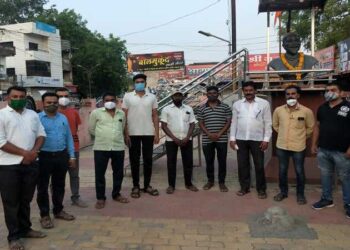 तेल्हारा सकल मराठा समाजातर्फे मराठा आरक्षण रद्द चा जाहीर निषेध