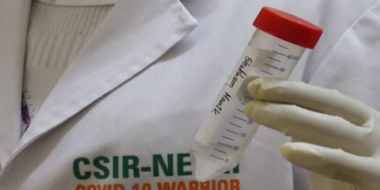 स्वॅब न घेता केवळ मिठाच्या पाण्याच्या गुळण्यातून निष्कर्ष देणारी सुलभ, जलद आणि किफायतशीर चाचणी