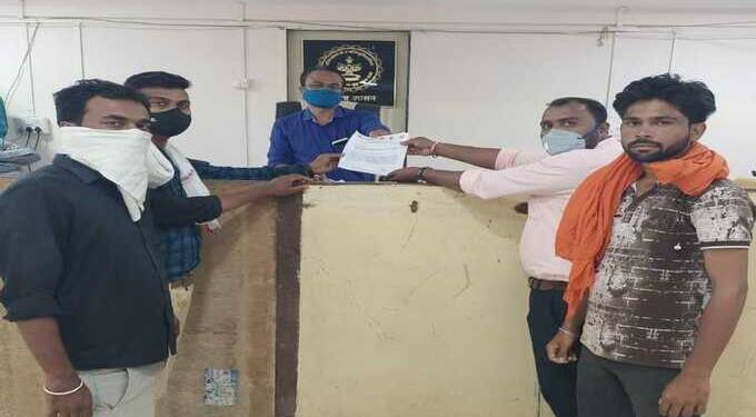 तेल्हारा तालुका क्रीडासंकुला स्व.बाळासाहेब प्रबोधनकार ठाकरे यांचे नाव द्या – प्रा.सचिन थाटे