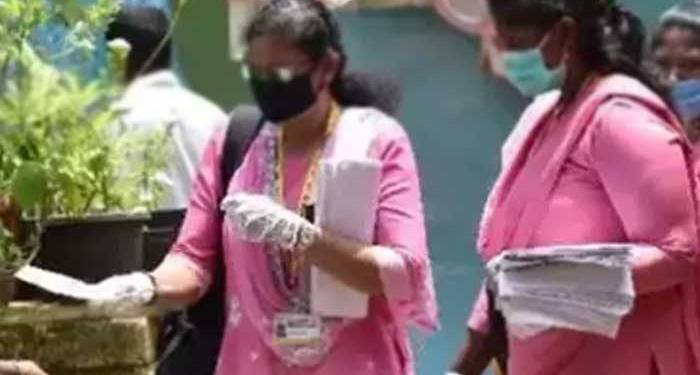 आशा सेविकांना मानधनवाढ आणि कोविड भत्ता देण्याचा निर्णय, संप मागे