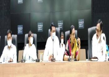 рдХреЛрд╡рд┐рдб-19 рд╕рдВрджрд░реНрднрд╛рдд рдирд╛.ре▓рдб. рдпрд╢реЛрдорддреА рдард╛рдХреВрд░ рдпрд╛рдВрдиреА рдШреЗрддрд▓рд╛ рдЖрдврд╛рд╡рд╛