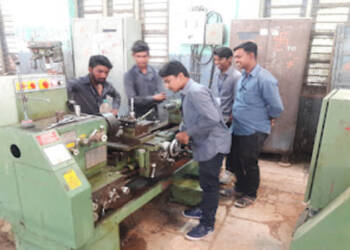 विशेष लेखः- कौशल्य आत्मसात करा, रोजगार-स्वयंरोजगाराची कास धरा! आयटीआयसाठी ऑनलाईन केंद्रीय प्रवेश प्रक्रिया