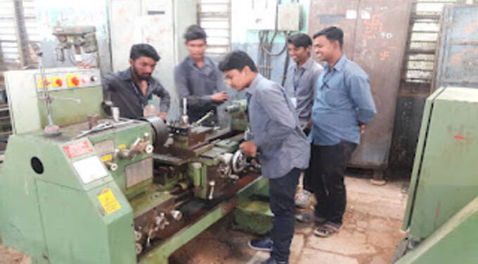 विशेष लेखः- कौशल्य आत्मसात करा, रोजगार-स्वयंरोजगाराची कास धरा! आयटीआयसाठी ऑनलाईन केंद्रीय प्रवेश प्रक्रिया