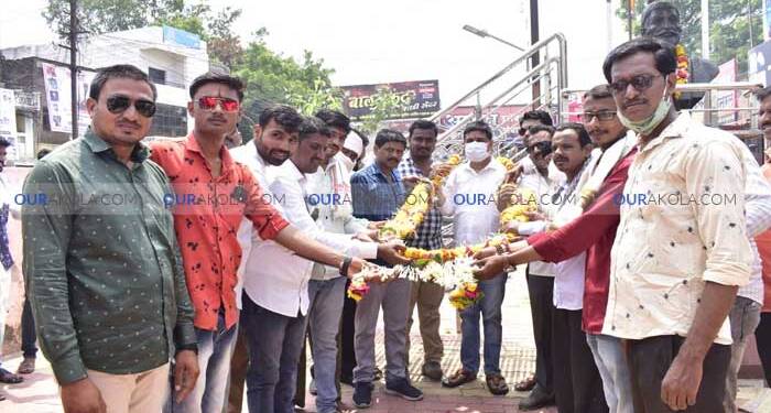 प्रहार जनशक्ती पक्षाचे प्रदेशाध्यक्ष अनिल गावंडे यांचे अकोला जिल्ह्यात जंगी स्वागत