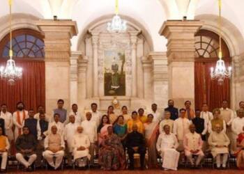 केंद्रीय मंत्रिमंडळात मोठे फेरबदल; वाचा कुणाकडं आहे कोणतं खातं…