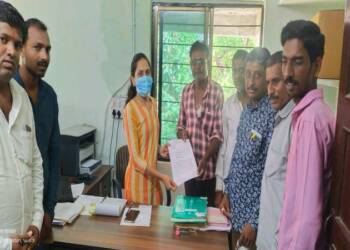 महावितरणच्या खुल्या वायर जीवघेण्या ए बी केबल बसवा,