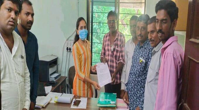 महावितरणच्या खुल्या वायर जीवघेण्या ए बी केबल बसवा,