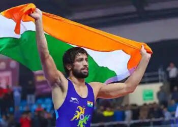 खुब लढा शेर!; रवी कुमार दहियाची सुवर्णपदकाच्या सामन्यात झाली हार, पण जिंकली मनं!